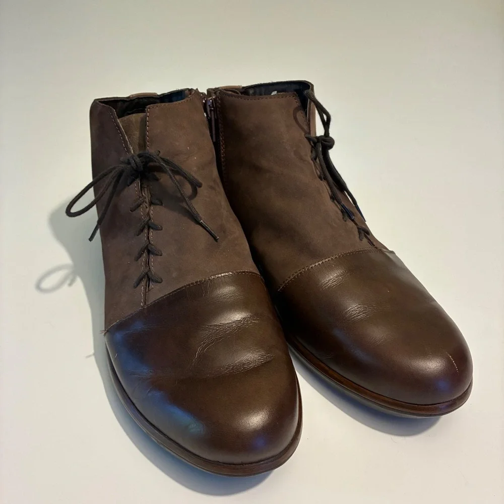 Naot leather nubuck